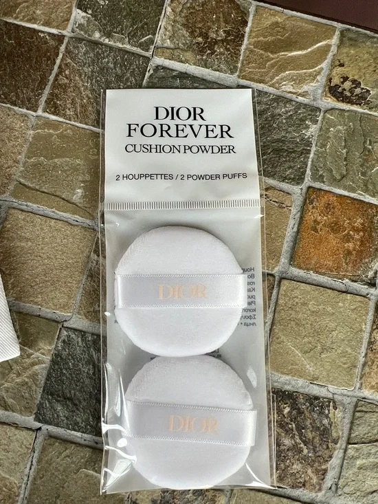 Dior Forever Cushion Powder Puffs New with Dior Pouch - Picture 2 of 5